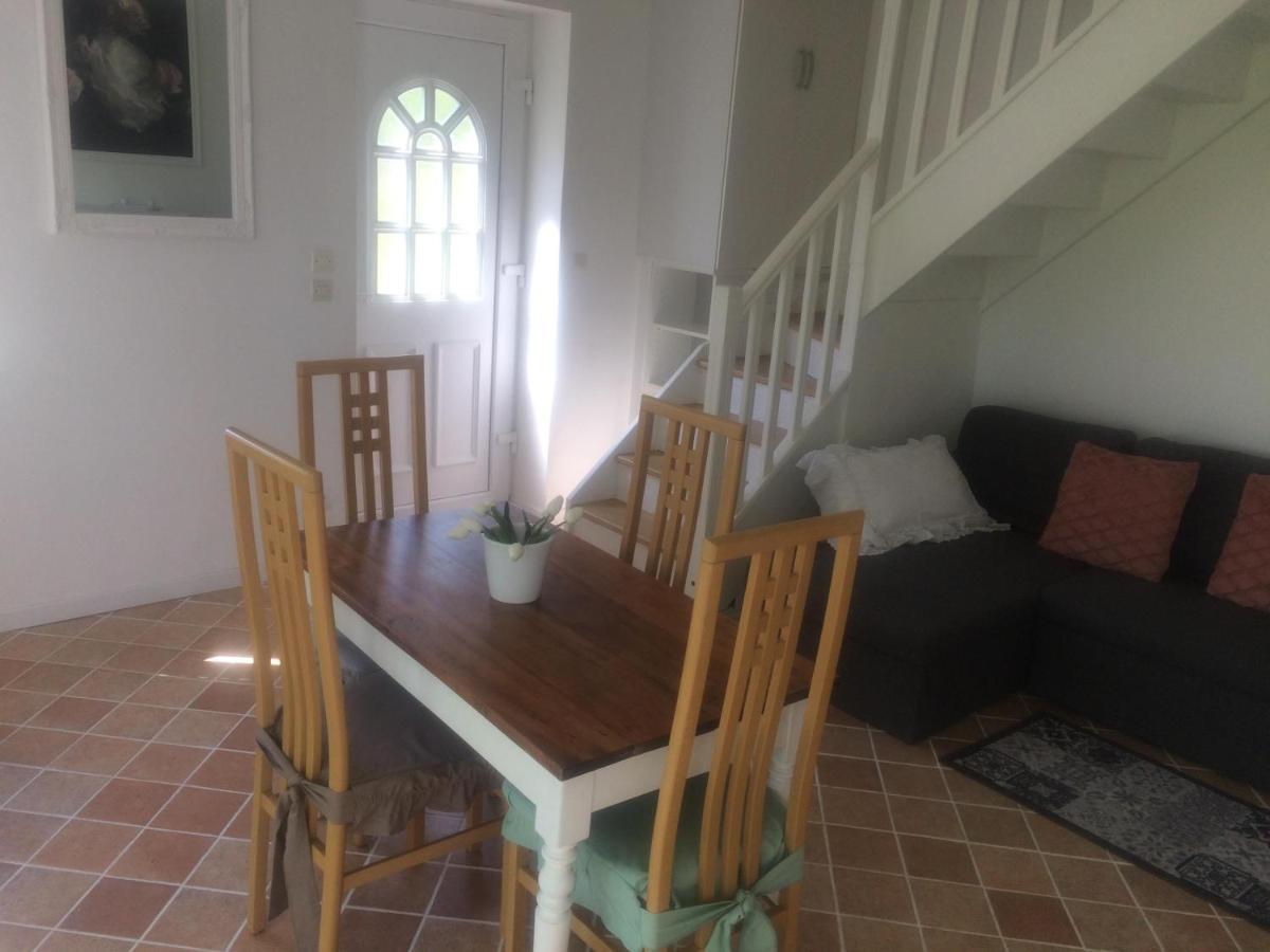 Maison De Vacances Cronat - Au Bord De L'Eurovelo 6 외부 사진